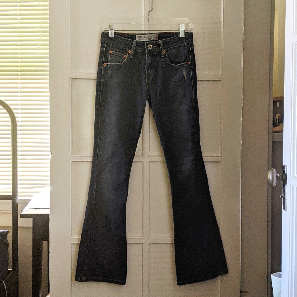 Y2K Bootcut Levi’s Jeans